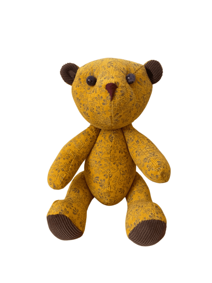 pasaku herojus 2 (1) Geltonas meškutis